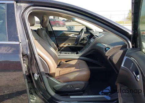 2014 Lincoln Mkz z USA, uszkodzony, nr VIN 3LN6L2JK6ER819949